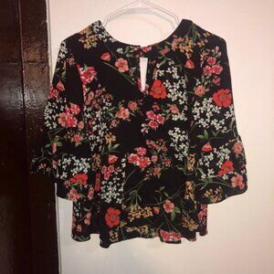 Urban Romantics Floral Blouse with bell sleeves, Size Large Multicolor